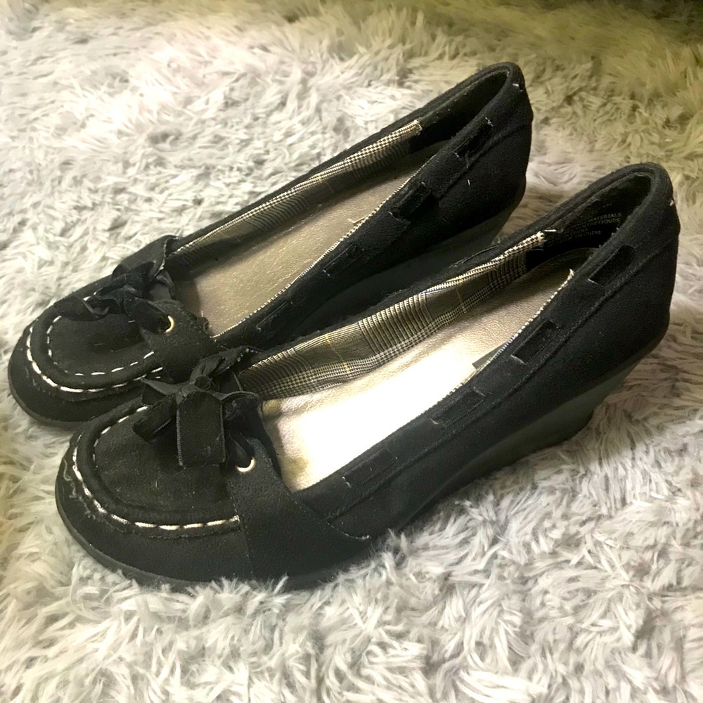 Black Velvet Wedges
